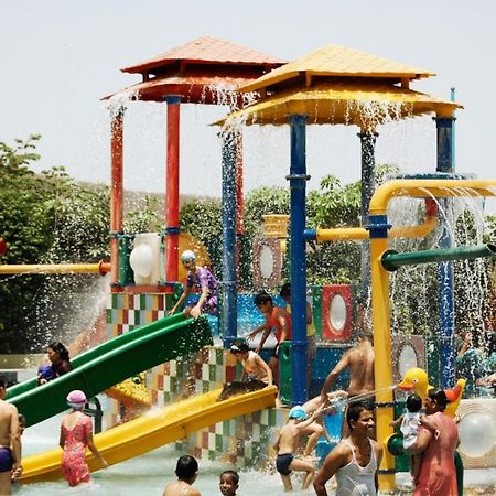 ホテル Complimentary Water Park イガットプリ エクステリア 写真